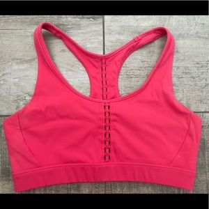 SoulCycle LOOPED THROUGH BRA DOUBLE KNIT
HOT PINK size medium